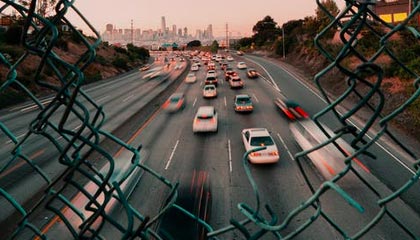 分析师称，《小丑牌》与《丝绸之歌》“在财务上不合逻辑”且“深受玩家喜爱”